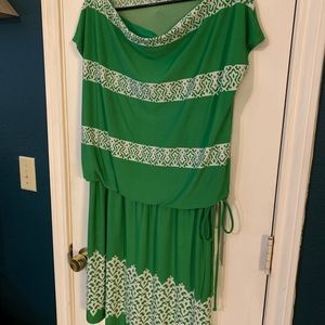 Kelly Green & White Jersey Dress. Size 6